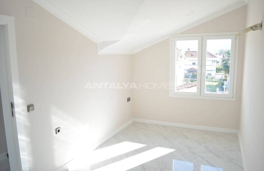 Fethiye'nin Merkezinde Bahçeli ve Modern Tasarımlı Villalar 39