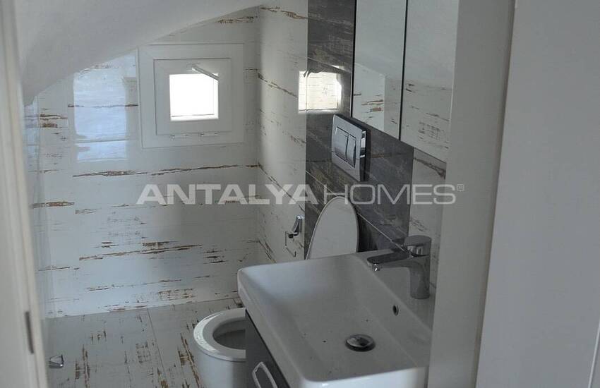 Fethiye'nin Merkezinde Bahçeli ve Modern Tasarımlı Villalar 46