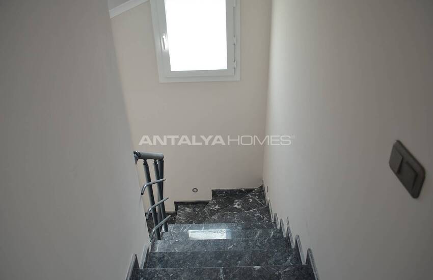 Fethiye'nin Merkezinde Bahçeli ve Modern Tasarımlı Villalar 54