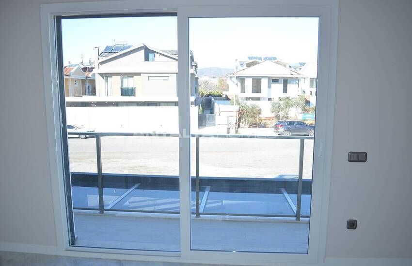 Fethiye'nin Merkezinde Bahçeli ve Modern Tasarımlı Villalar 28