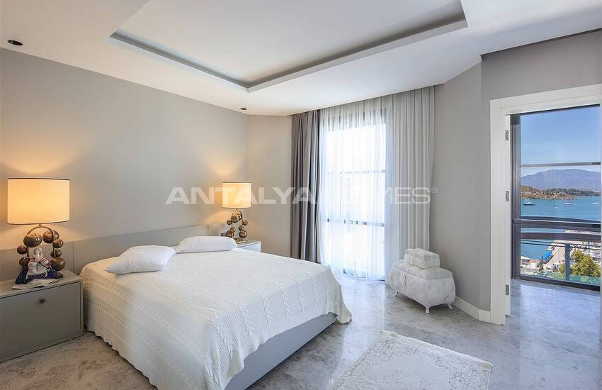 Triplex Villa with Pool and Garden in Karagozler Fethiye 30