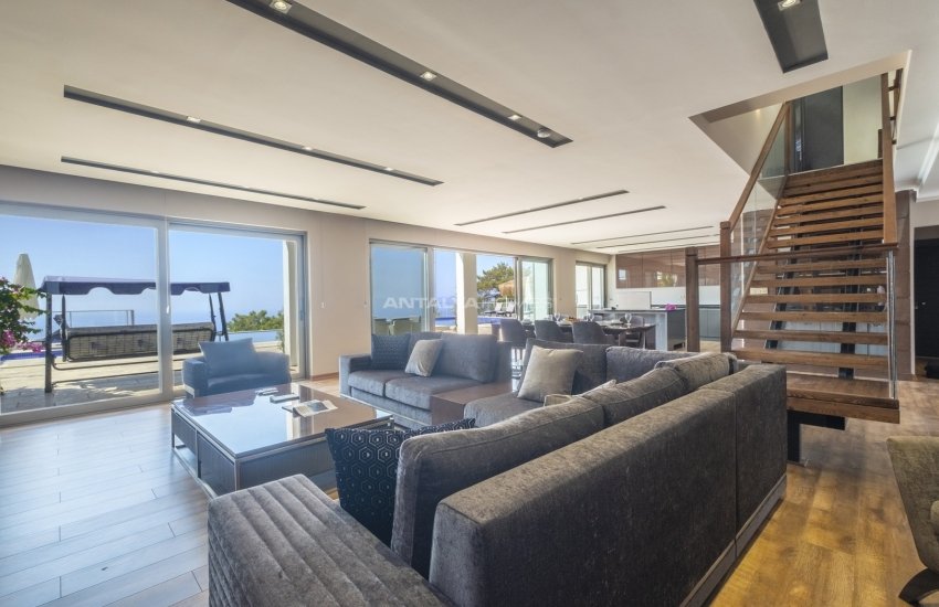 Ultra Luxe 4+1 Villa with Pool and Jacuzzi in Fethiye Mugla 17