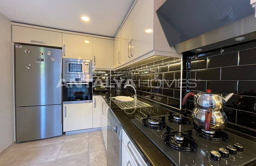 Muğla Fethiye’de Huzurlu Konumda Havuzlu Eşyalı Lüks Villa 40