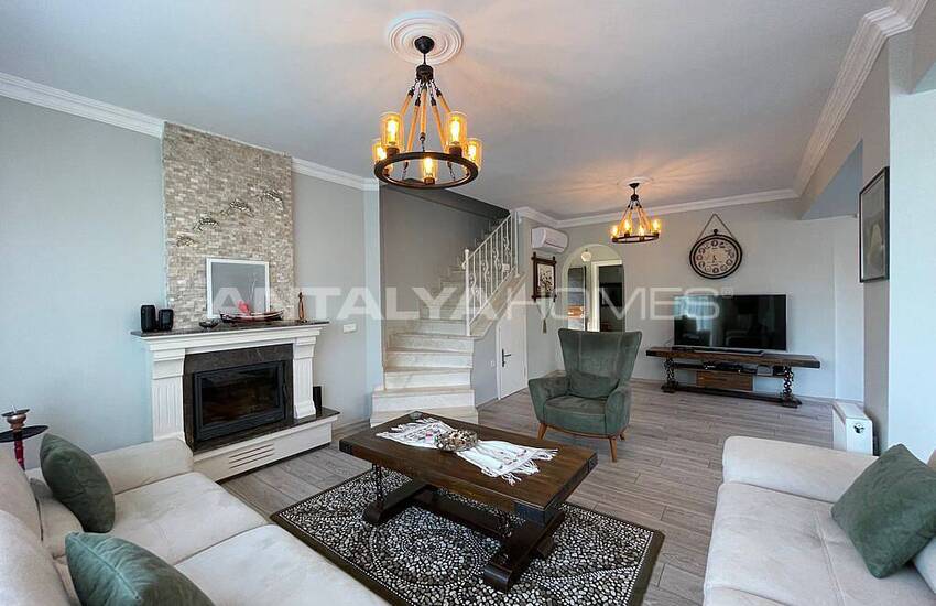 Muğla Fethiye’de Huzurlu Konumda Havuzlu Eşyalı Lüks Villa 25
