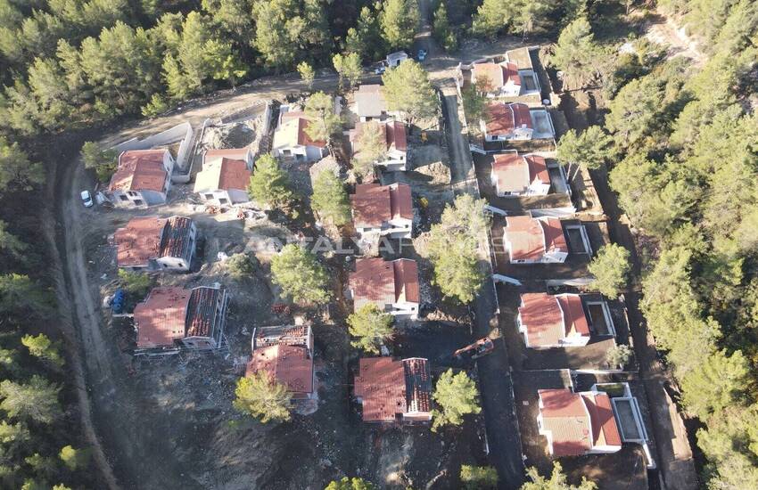 منازل من طابق واحد مع مناظر طبيعية في فتحية أوزوملو 31