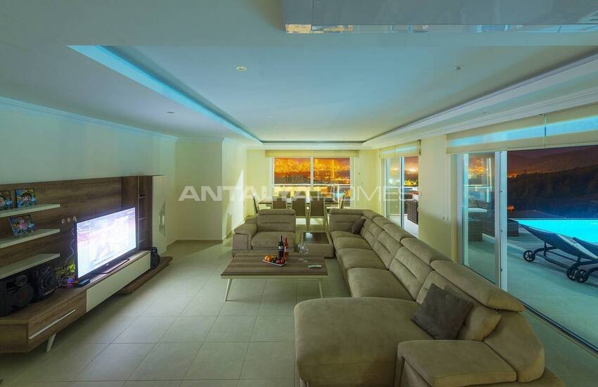Elegant Detached Villa with Private Pool in Ovacik Fethiye 4