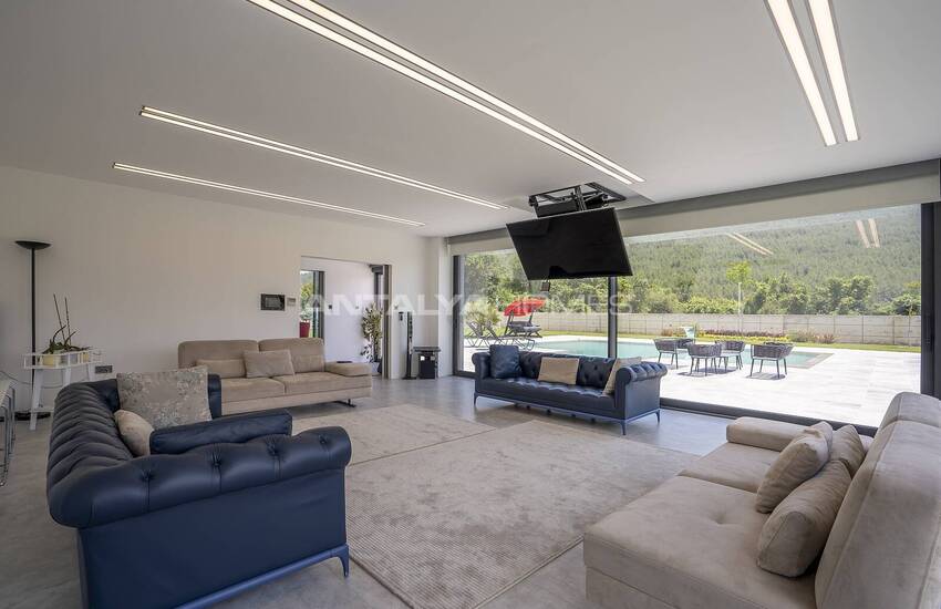 Ready-to-move Villa with Spacious Design in Mugla Mentese 24