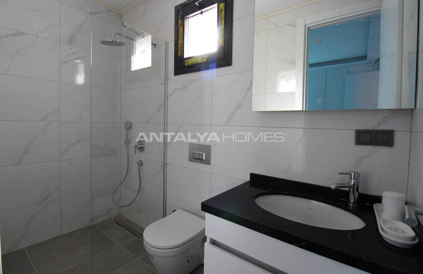 آپارتمان با چشم انداز دریاچه و با طراحی شیک در آدابوکو، موغلا 16