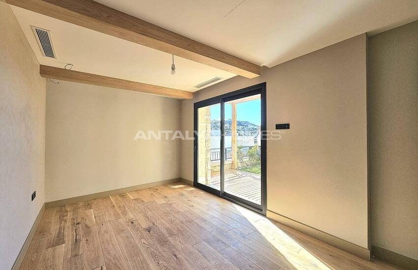Bodrum Gümüşlük'te Deniz Manzaralı Taş Villalar 29