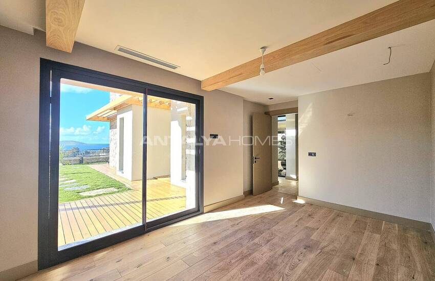 Bodrum Gümüşlük'te Deniz Manzaralı Taş Villalar 27