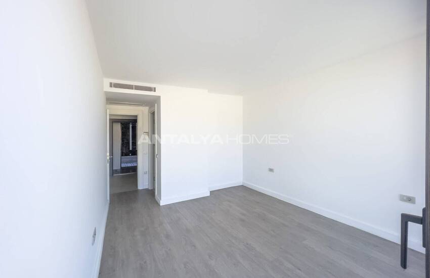 Готовые к Заселению Квартиры в Бодруме в Комплексе с Охраной 28