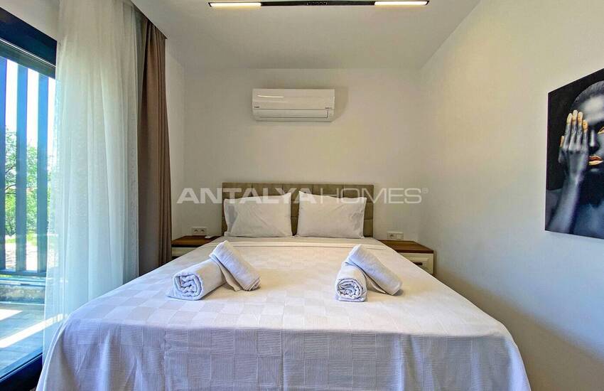 Fethiye Ölüdeniz'de Geniş Bahçe Kullanımlı ve Özel Havuzlu Villalar 19