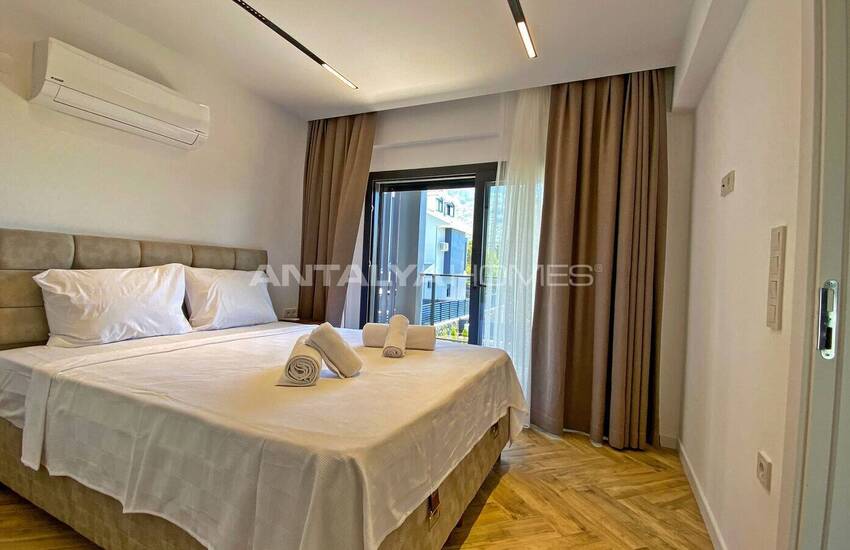 Fethiye Ölüdeniz'de Geniş Bahçe Kullanımlı ve Özel Havuzlu Villalar 18