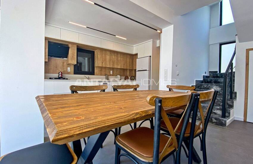 Fethiye Ölüdeniz'de Geniş Bahçe Kullanımlı ve Özel Havuzlu Villalar 17