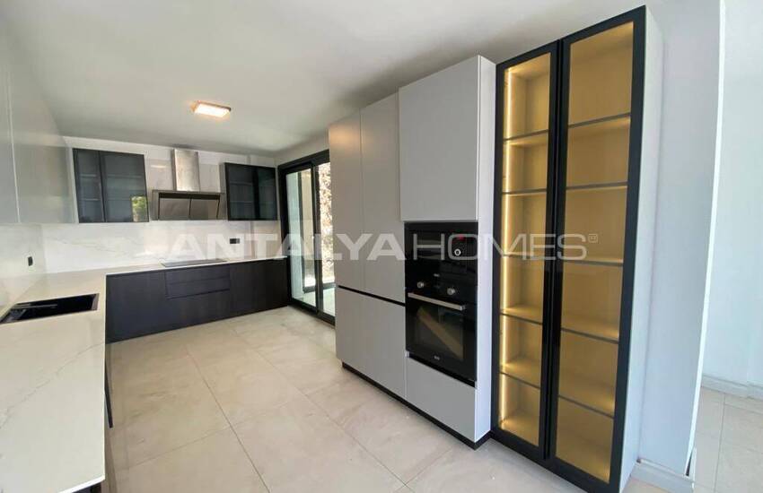 خانه‌های مستقل با چشم‌انداز شگفت‌انگیز دریا در بدروم، گوندوغان 15