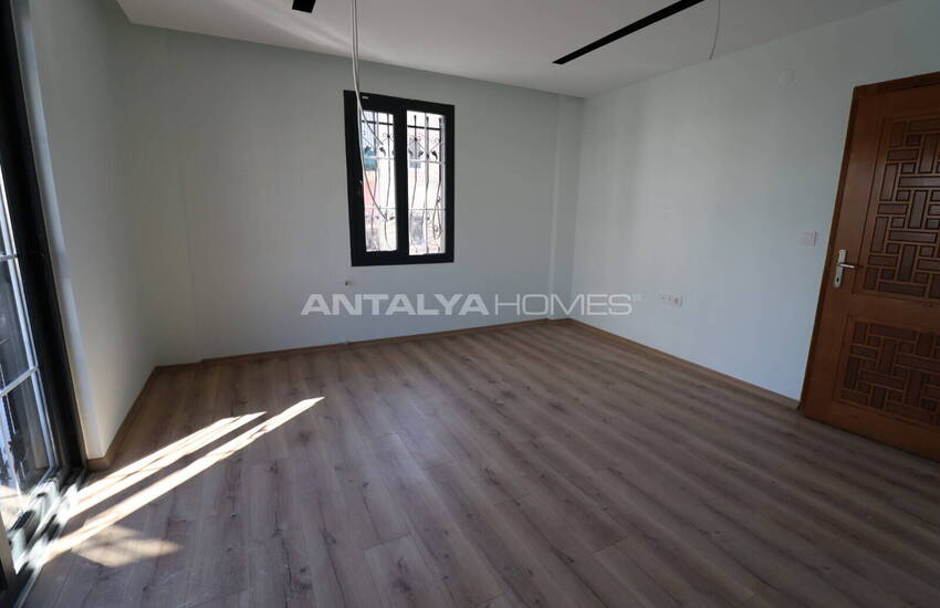 Muğla Fethiye'de Merkezi Konumda 5+1 Bahçeli Şık Villa 17