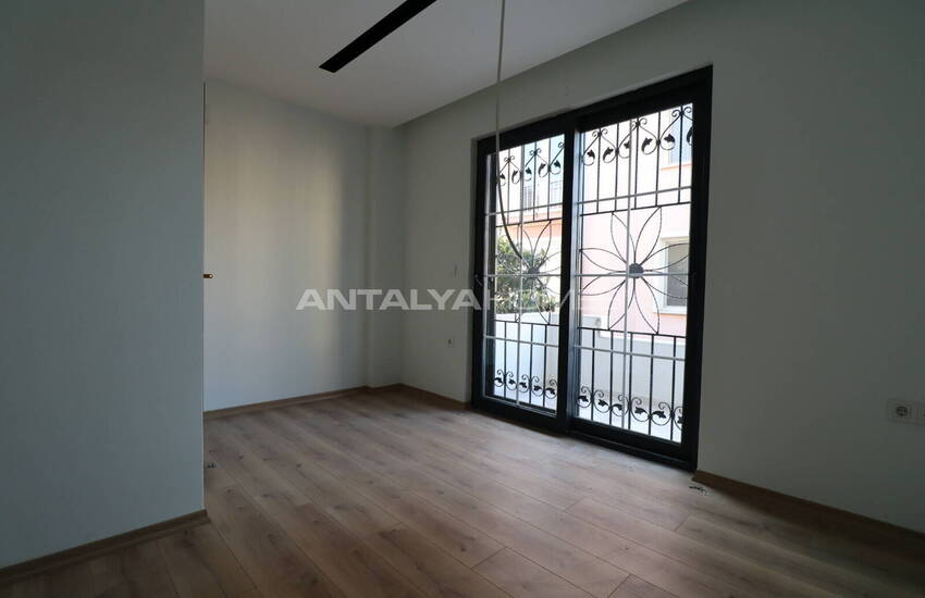 Muğla Fethiye'de Merkezi Konumda 5+1 Bahçeli Şık Villa 22