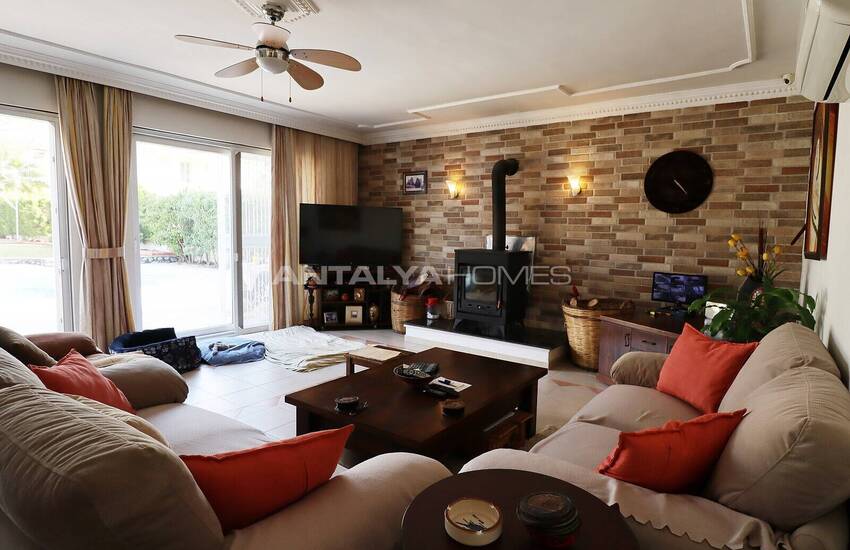 4-bedroom Detached Villa in Spacious Garden in Fethiye Mugla 13
