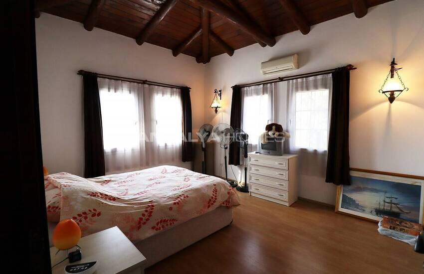 4-bedroom Detached Villa in Spacious Garden in Fethiye Mugla 24