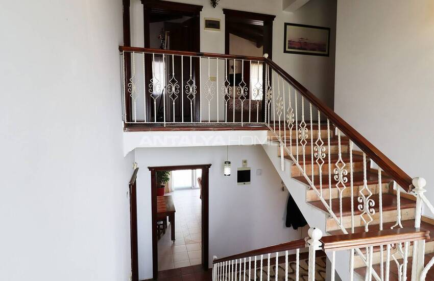 4-bedroom Detached Villa in Spacious Garden in Fethiye Mugla 19