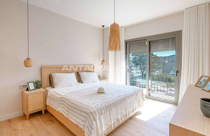 Stenbelagda Hus Med Pooler I Bodrum Gumusluk 24