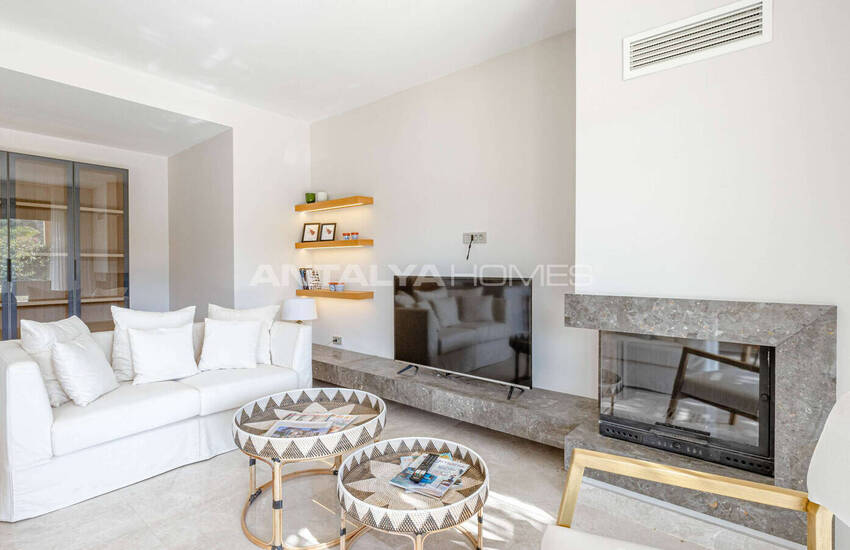 Stenbelagda Hus Med Pooler I Bodrum Gumusluk 12