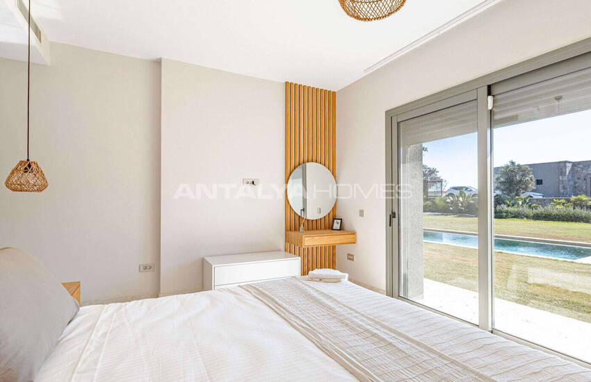 Stenbelagda Hus Med Pooler I Bodrum Gumusluk 25