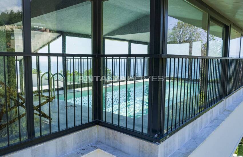 فيلا منفصلة مع مسبح داخلي وخارجي في فاراليا، فتحية 48