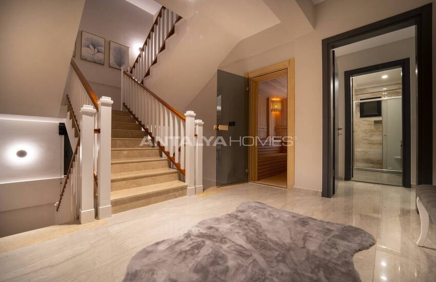 فيلا منفصلة مع مسبح داخلي وخارجي في فاراليا، فتحية 26