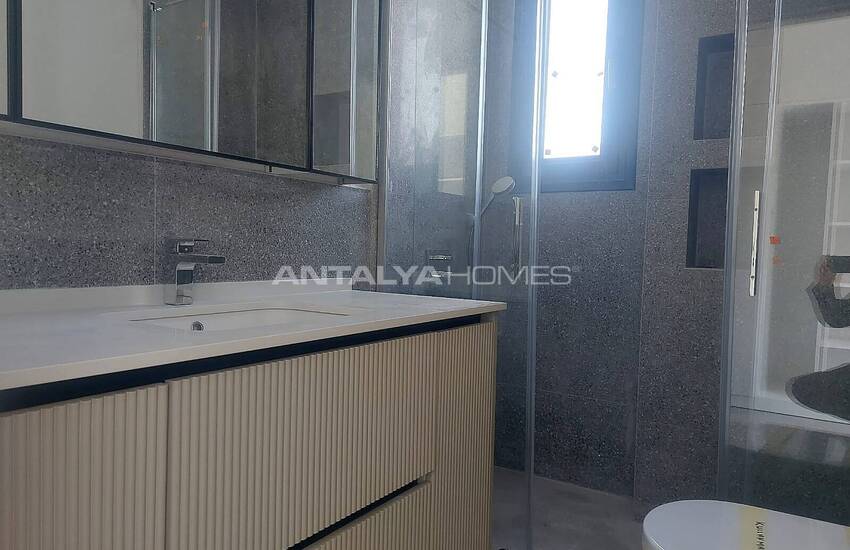 خانه مستقل 4 خوابه در یک مکان مرکزی در موغلا، بدروم 17