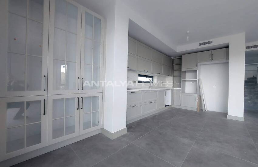 خانه مستقل 4 خوابه در یک مکان مرکزی در موغلا، بدروم 22