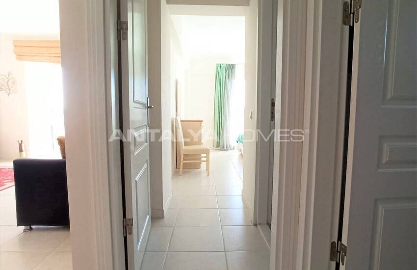 Muğla Milas’ta Denize Yürüme Mesafesinde Site İçinde Daire 12