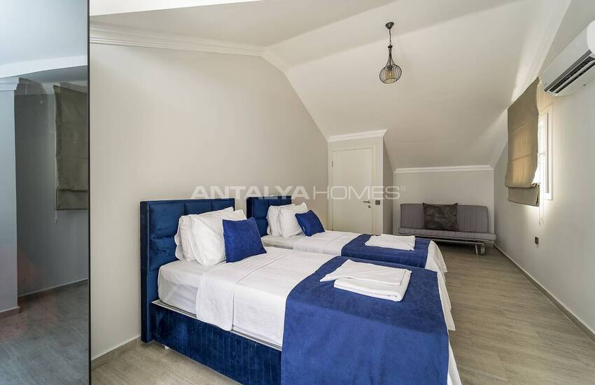 Шикарная Вилла с Личным Садом и Бассейнами в Олюденизе 27