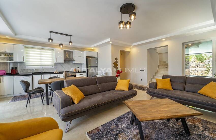 Шикарная Вилла с Личным Садом и Бассейнами в Олюденизе 20