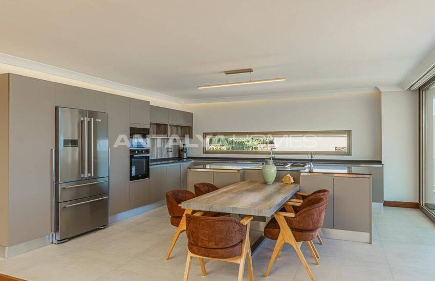 فيلات فاخرة منفصلة بالقرب من المارينا في بودروم تورغوت رييس 12