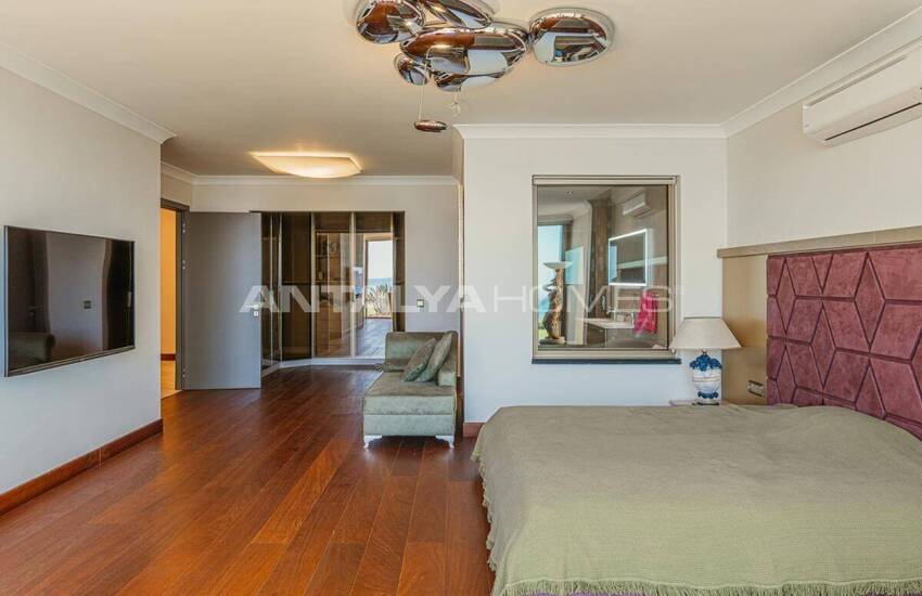 فيلات فاخرة منفصلة بالقرب من المارينا في بودروم تورغوت رييس 15