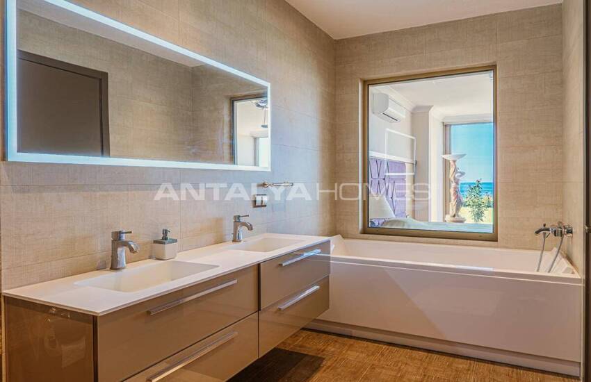 فيلات فاخرة منفصلة بالقرب من المارينا في بودروم تورغوت رييس 17