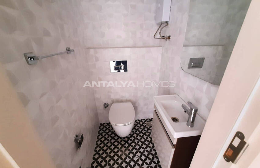 Fethiye Merkezde Kordon'a 50 M Mesafede 2+1 Daire 12