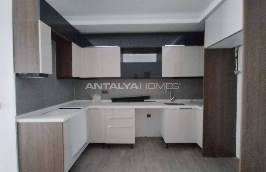 Fethiye Merkezde Kordon'a 50 M Mesafede 2+1 Daire 6