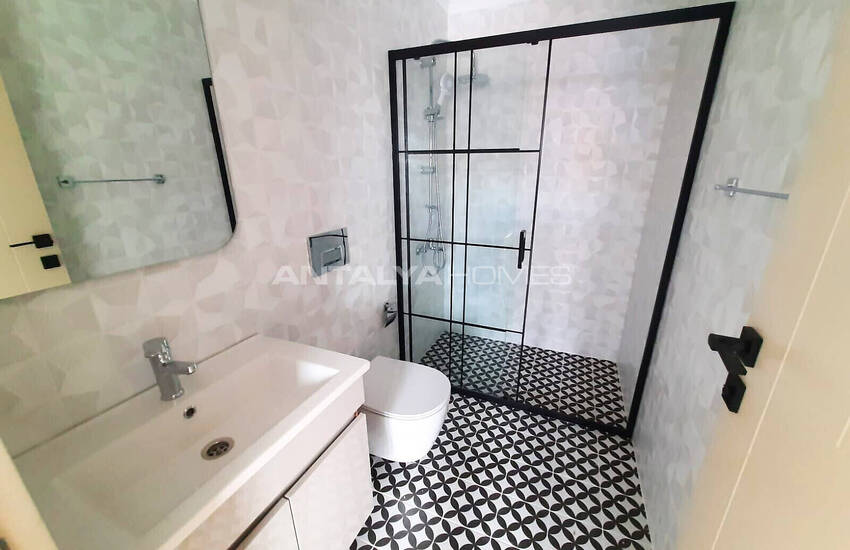 Fethiye Merkezde Kordon'a 50 M Mesafede 2+1 Daire 9