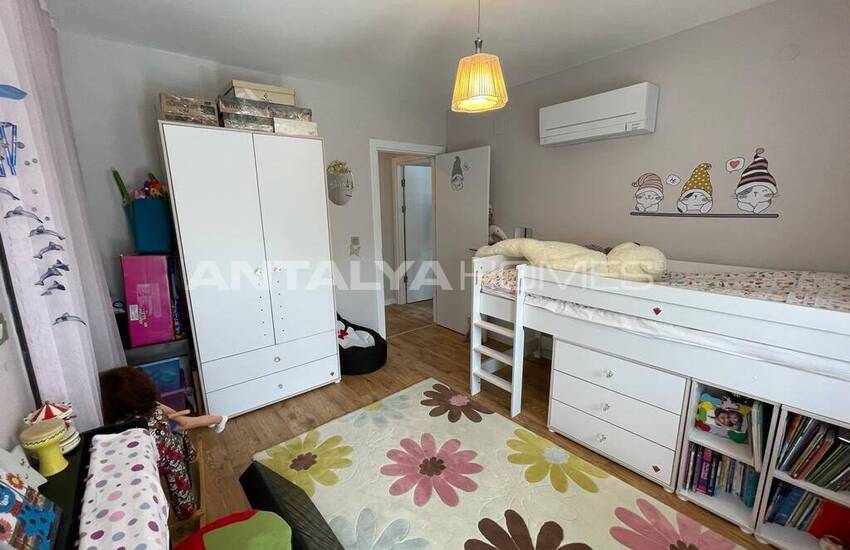 Muğla Fethiye'de Çalış Plajı'na Yakın Havuzlu 4+1 Villa 17