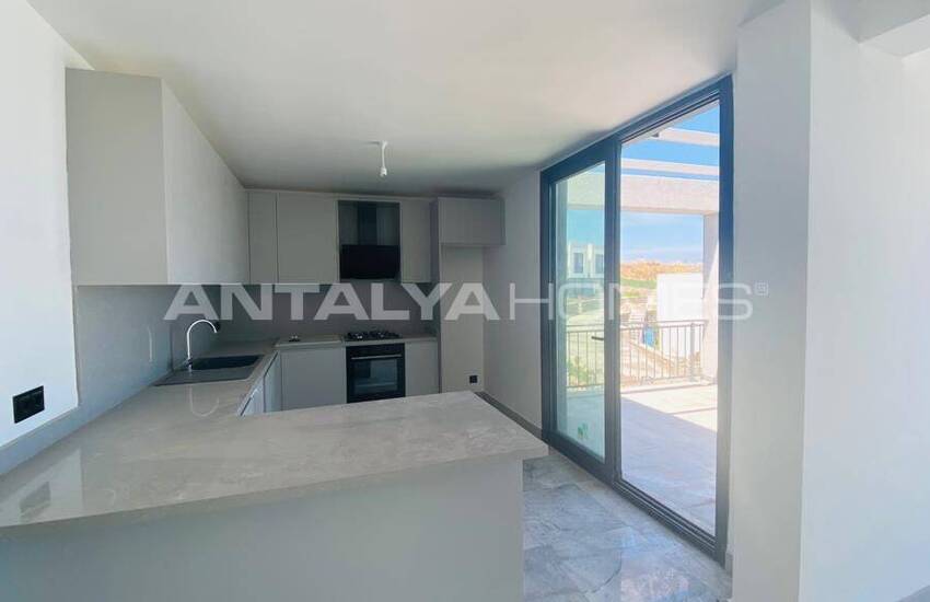 Appartements Vue Mer Dans Une Résidence Avec Piscine À Yalikavak 16