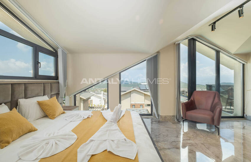 Ölüdeniz'de 3+1 Müstakil Havuz ve Saunalı Satılık Villa 27