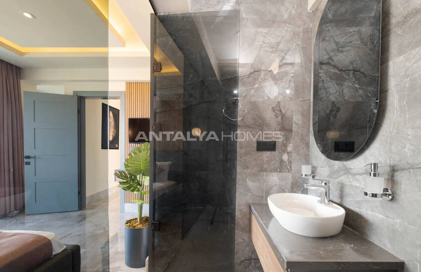 Ölüdeniz'de 3+1 Müstakil Havuz ve Saunalı Satılık Villa 32