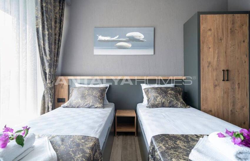 Fethiye Çiftlik'te Açık ve Kapalı Yüzme Havuzlu 3+1 Villa 21