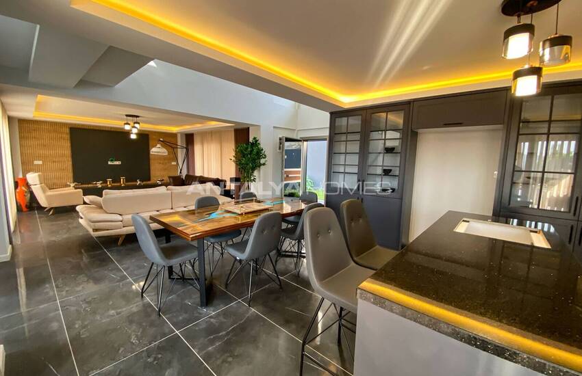 ویلای 4 خوابه در فتحیه اولودنیز، در زمینی به مساحت 700 متر مربع 17