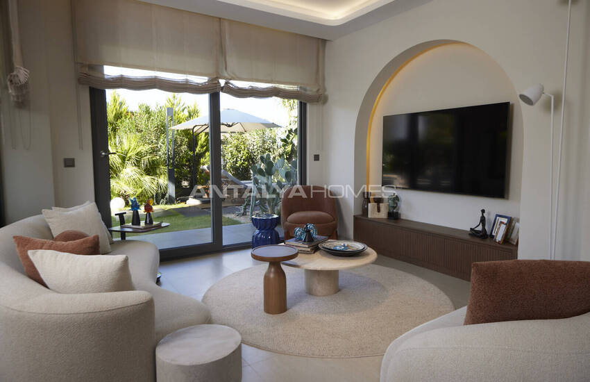 Hus I Ett Omfattande Bostadsprojekt I Adabükü 18