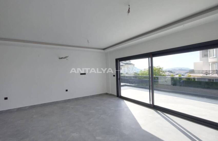 Muğla Fethiye'de Özel Havuzlu Şık Müstakil Villa 32