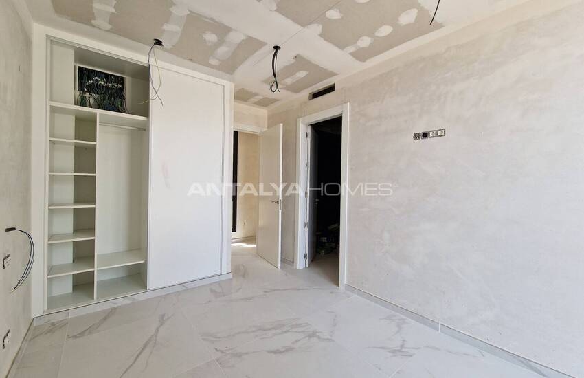 Muğla Sarıgerme'de Denize Yakın Bahçeli Müstakil Villa 15