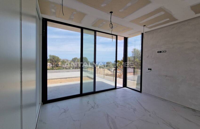 Muğla Sarıgerme'de Denize Yakın Bahçeli Müstakil Villa 24